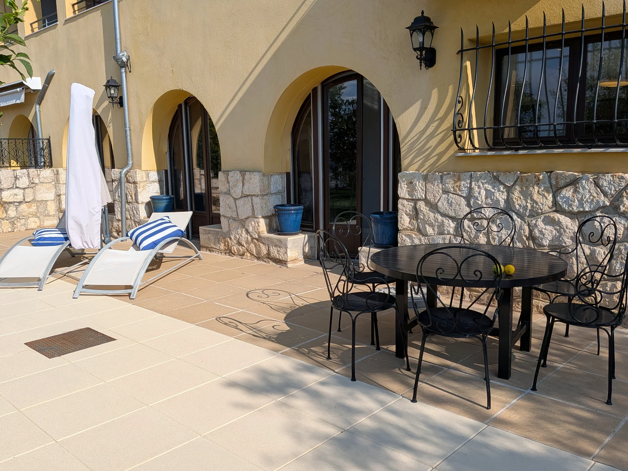 The terrace and the building's architecture